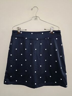 Seg'Ments navy + white polka dot golf skirt/skort, full shorts, medium, like new